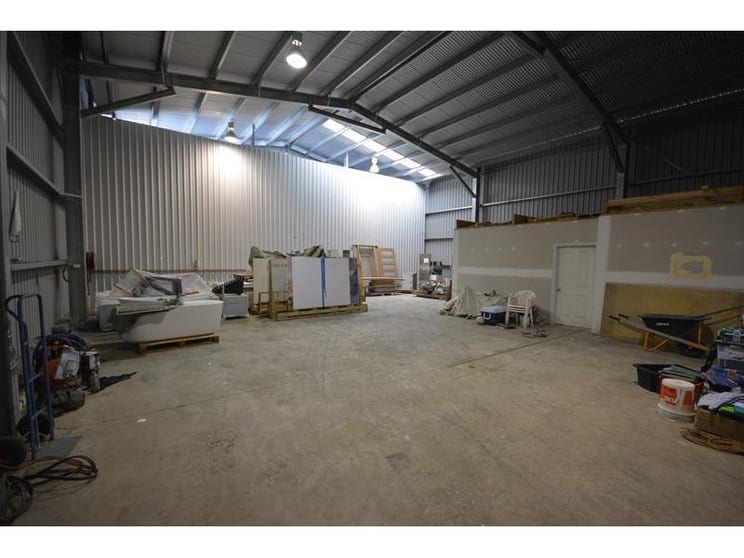 Click to view all images Unit 1A, 100-106 South Terrace Wingfield SA 5013 - Image 3