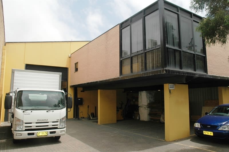 Click to view all images 6 Beresford Street Mascot NSW 2020 - Image 1