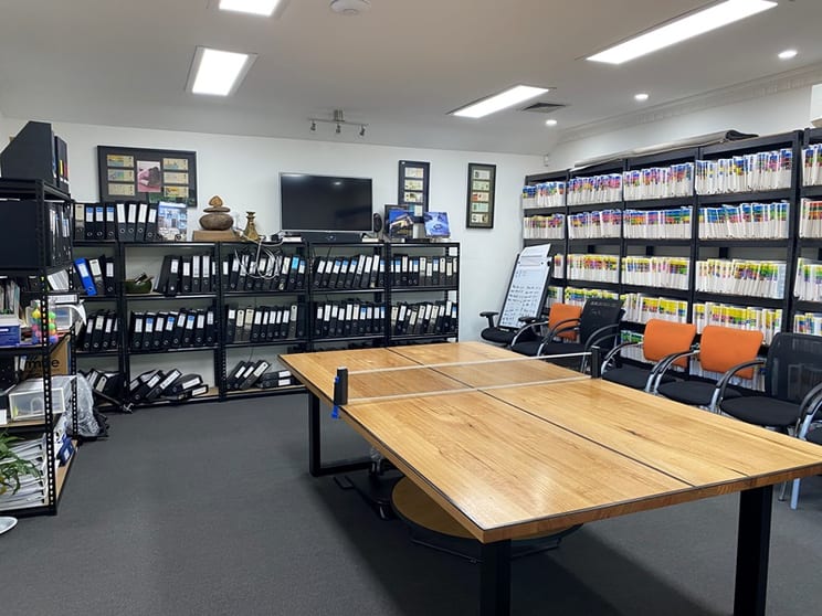 Click to view all images 3/1425 Main Road Eltham VIC 3095 - Image 3