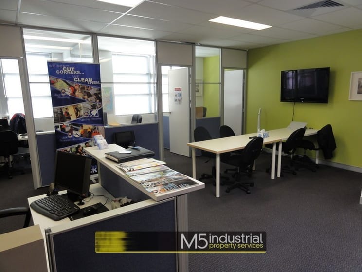 Click to view all images F3/101 Rookwood Road Yagoona NSW 2199 - Image 3