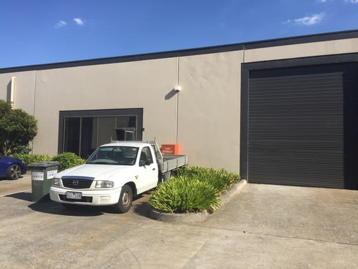 Click to view all images 4/12 Edina Road Ferntree Gully VIC 3156 - Image 1