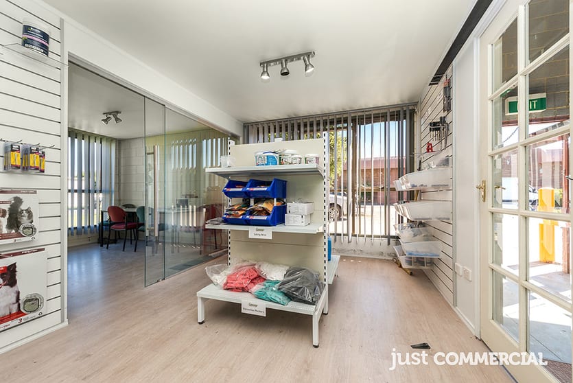 Click to view all images 10/13-17 Crawford Street Braeside VIC 3195 - Image 2