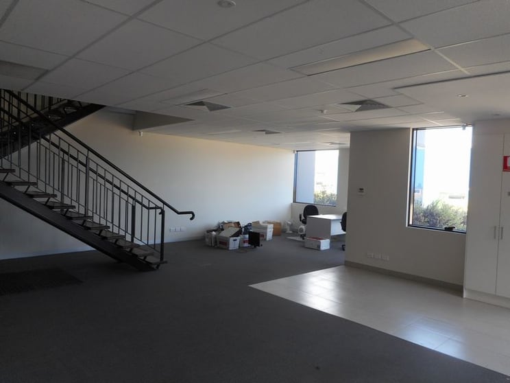 Click to view all images 4 (Rear)/121 Frankston Dandenong Road Dandenong VIC 3175 - Image 2