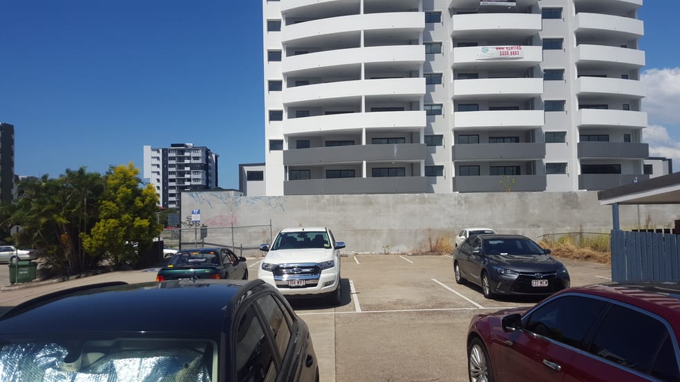 Click to view all images Chermside QLD 4032 - Image 3