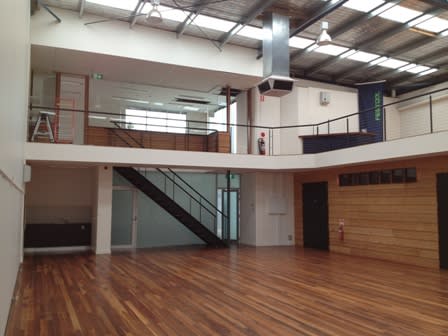 Click to view all images 3/10 Akuna Drive Williamstown VIC 3016 - Image 1