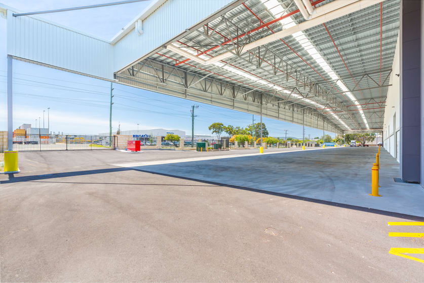 Click to view all images Unit 3, 11 - 15 Fargo Way Welshpool WA 6106 - Image 3