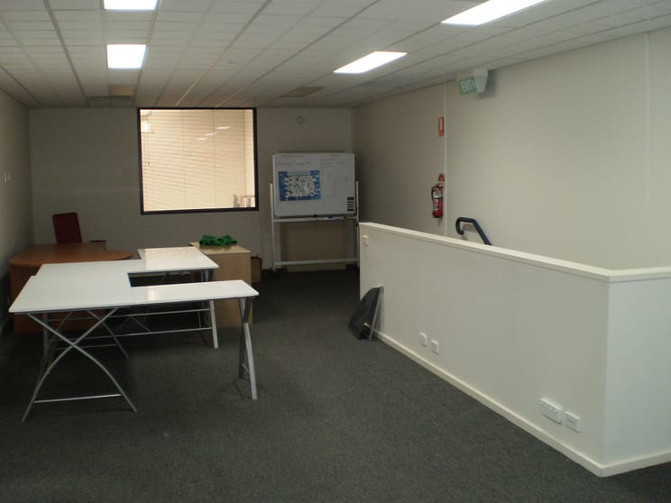 F2/2A Westall Road Clayton VIC 3168 - Image 3