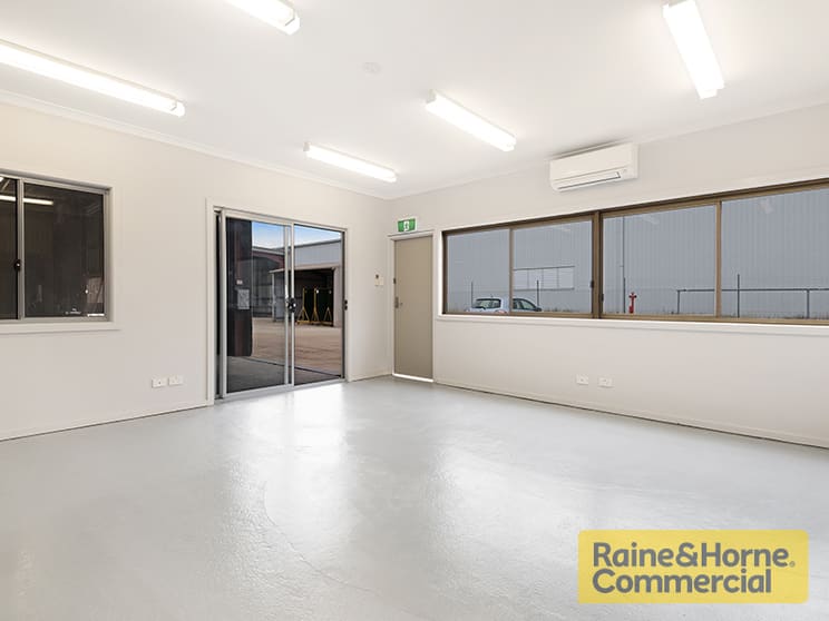 Click to view all images Brendale QLD 4500 - Image 3