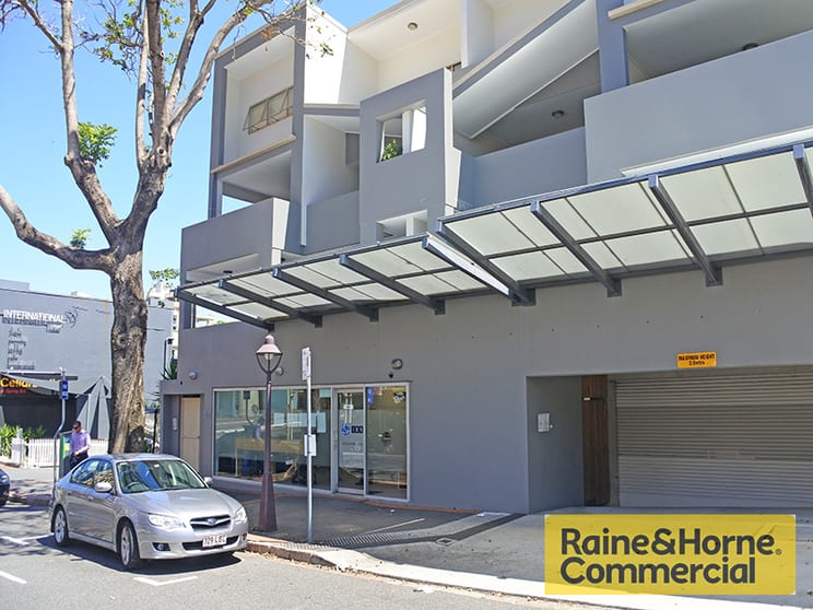 Click to view all images Spring Hill QLD 4000 - Image 1