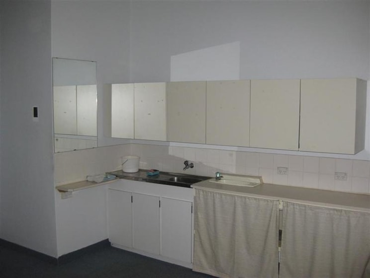 Click to view all images 4/3A Smart Street Mall Mandurah WA 6210 - Image 3