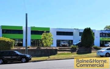 Click to view all images 9 & 10/32 Spine Street Sumner QLD 4074 - Image 2