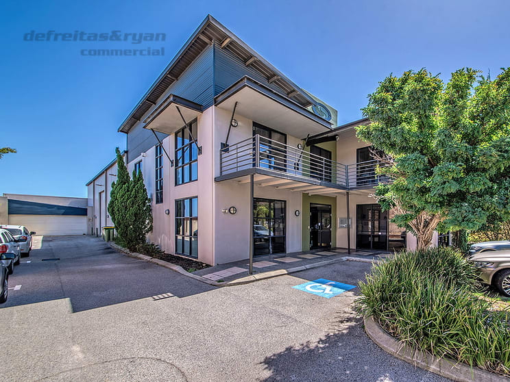 9 Aldous Place Booragoon WA 6154 - Image 2