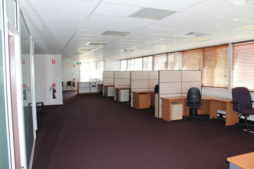Click to view all images 2/25 Old Princes Highway Batemans Bay NSW 2536 - Image 3