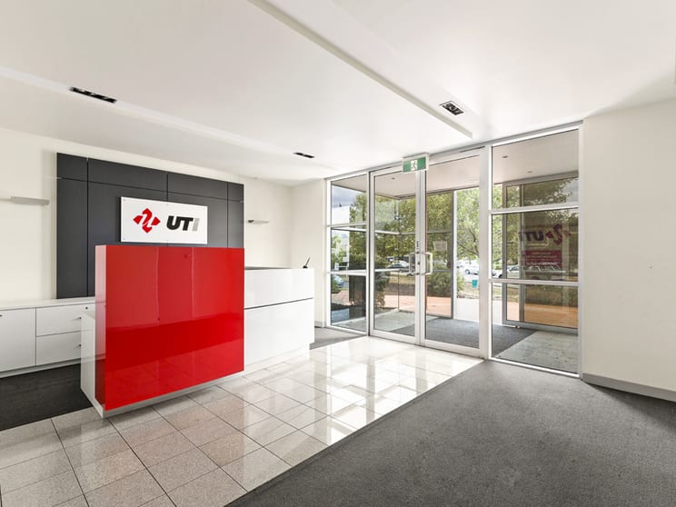 Click to view all images 8-10 Trade Park Drive Tullamarine VIC 3043 - Image 2