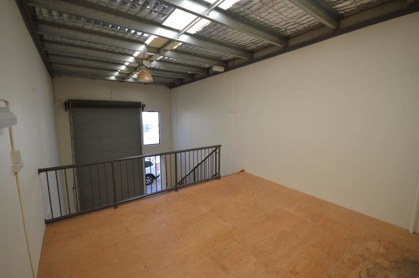 Click to view all images Burleigh Heads QLD 4220 - Image 3
