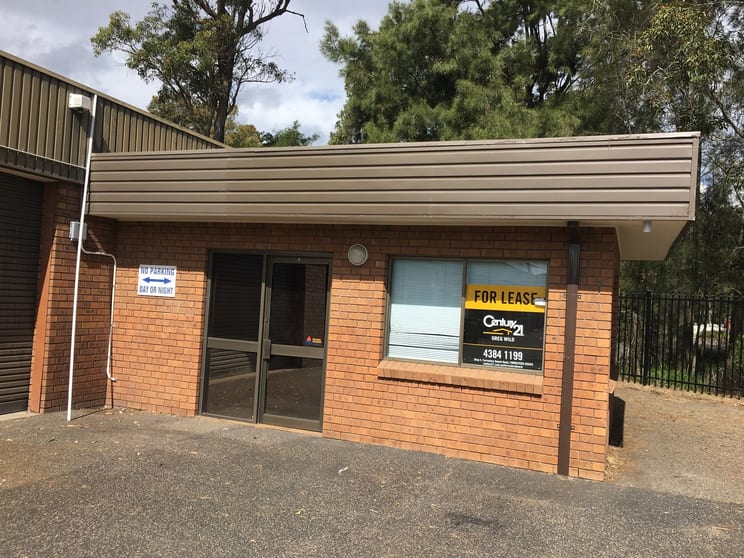 Click to view all images 7/2 Clare Mace Crescent Berkeley Vale NSW 2261 - Image 2