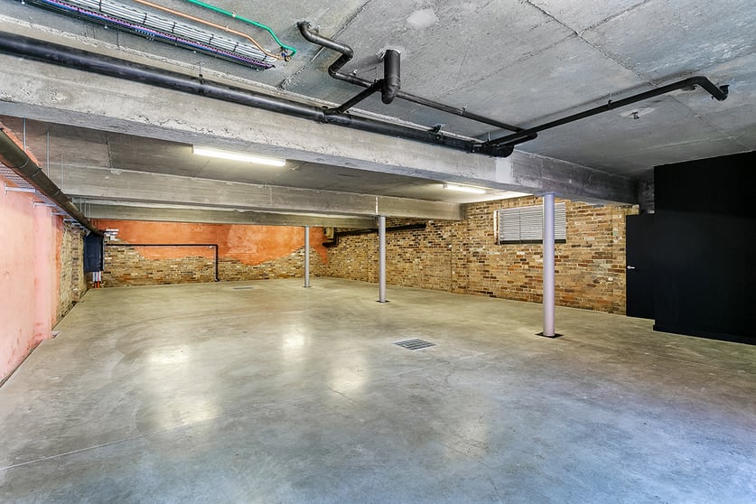 Click to view all images 2/9 West Street Brookvale NSW 2100 - Image 1