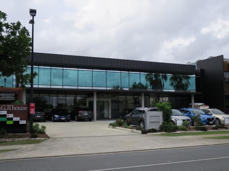 Click to view all images 2/61 Southgate Avenue Cannon Hill QLD 4170 - Image 1