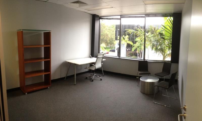 Click to view all images Warriewood NSW 2102 - Image 2