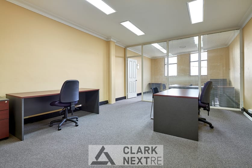 Click to view all images 13a Smith Street Warragul VIC 3820 - Image 3