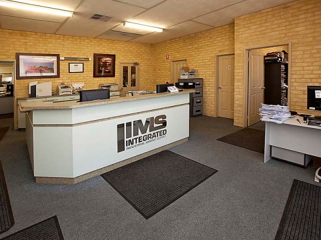 Click to view all images 7 Mandarin Road Maddington WA 6109 - Image 2