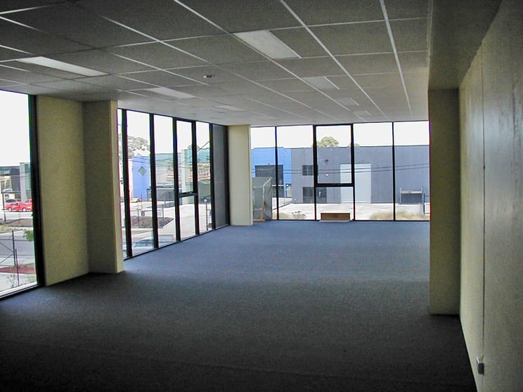 Click to view all images 2/3 Merri Concourse Campbellfield VIC 3061 - Image 3