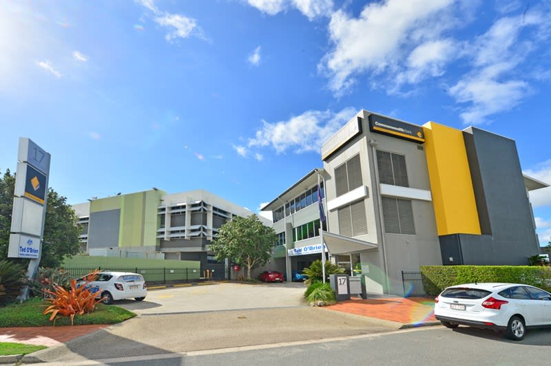 Click to view all images 17 Southern Drive Maroochydore QLD 4558 - Image 2