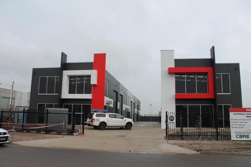 Click to view all images Unit 7/6-8 Morialta Road Cranbourne West VIC 3977 - Image 1