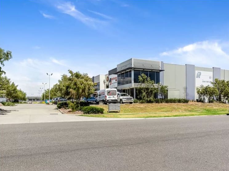 Click to view all images 18/85 - 91 Keilor Park Drive Tullamarine VIC 3043 - Image 3