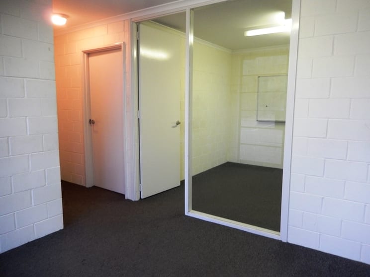 Click to view all images 18A /81 Briggs Street Carlisle WA 6101 - Image 2