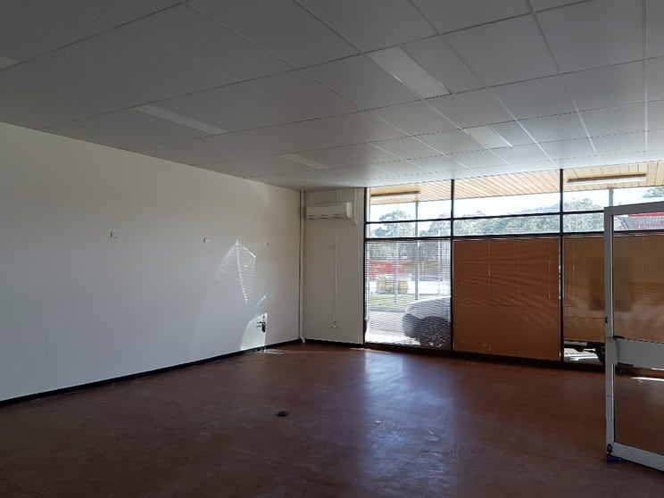 Click to view all images 2/12 Sangster Place Wanniassa ACT 2903 - Image 3