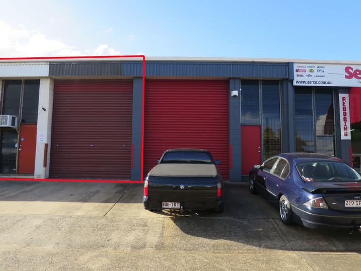 Click to view all images 70 Deshon Street Woolloongabba QLD 4102 - Image 1