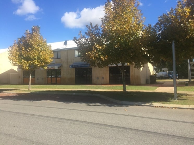 Click to view all images 11 Erade Drive Piara Waters WA 6112 - Image 3