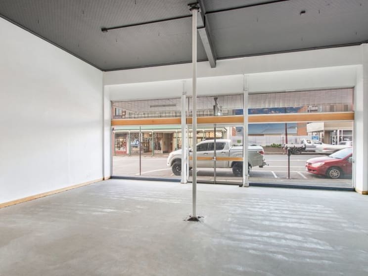 Click to view all images 1A/353 Ruthven Street Toowoomba City QLD 4350 - Image 3