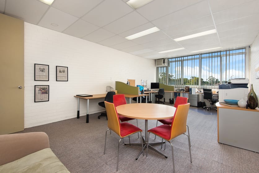 Click to view all images Suite 3/25 Wade Lane Gordon NSW 2072 - Image 2