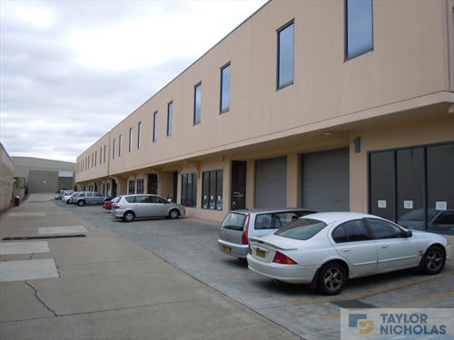 Click to view all images 2/4A Foundry Road Seven Hills NSW 2147 - Image 3