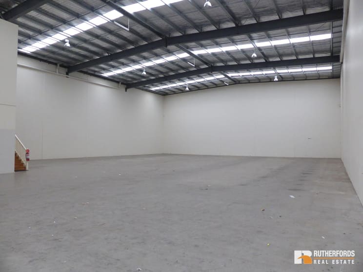 Click to view all images 3 Mallett Road Tullamarine VIC 3043 - Image 3