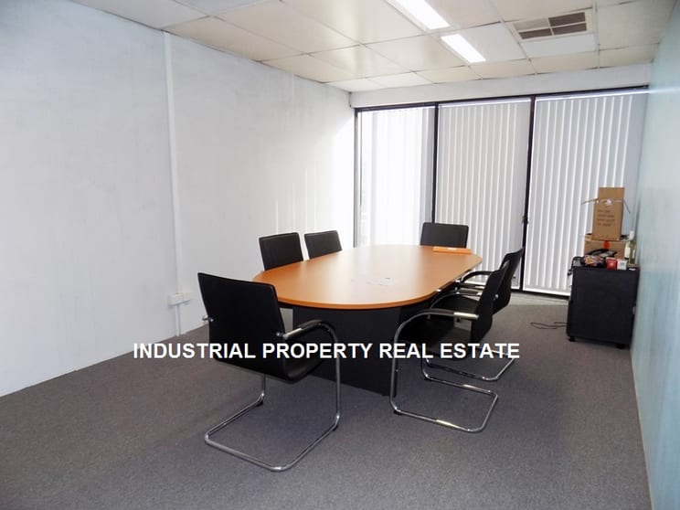 Click to view all images Prestons NSW 2170 - Image 3