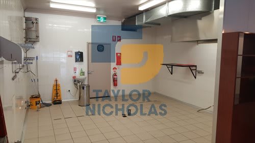 Click to view all images 2/8 Old Northern Road Baulkham Hills NSW 2153 - Image 3