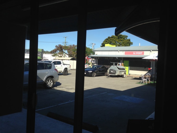 Click to view all images 7/25-31 Currumbin Creek Road Currumbin QLD 4223 - Image 3