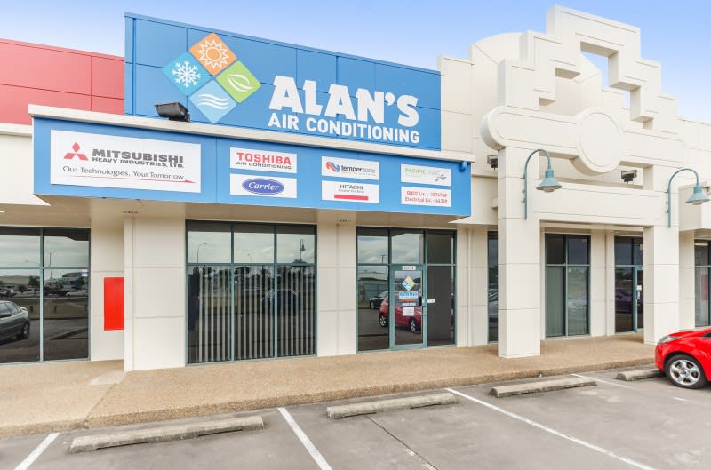 Click to view all images 264 Woolcock Street Currajong QLD 4812 - Image 1
