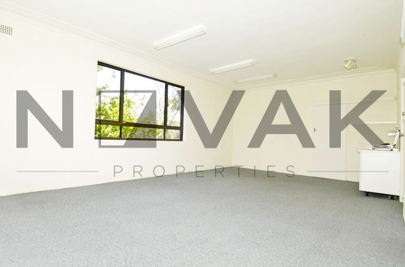 Click to view all images Suite 5/1421 Pittwater Road Narrabeen NSW 2101 - Image 3