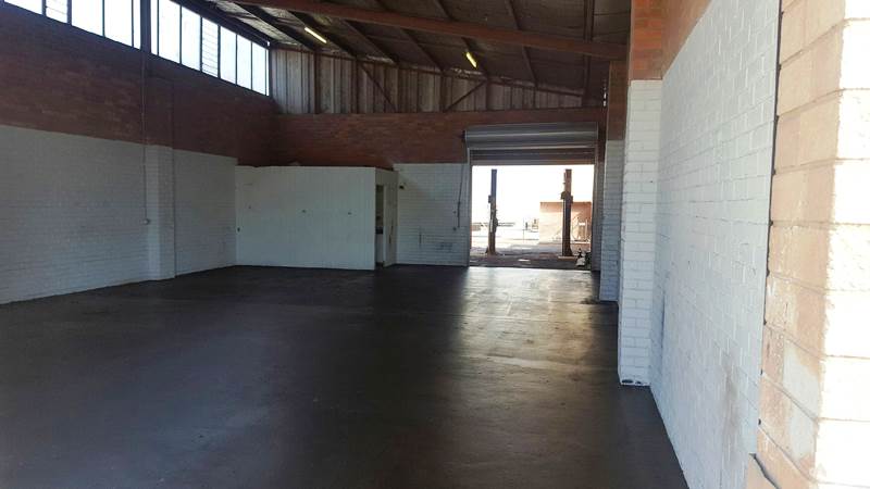 7/21 Kewdale Road Welshpool WA 6106 - Image 1