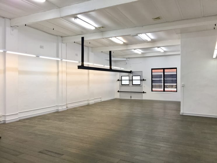 Click to view all images 10 Hart Street Surry Hills NSW 2010 - Image 1
