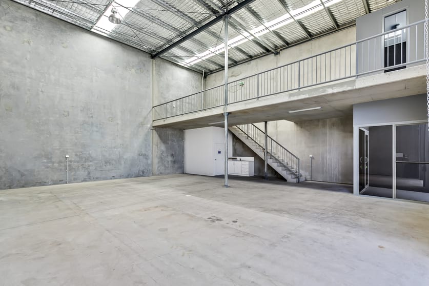 Click to view all images 2/2-6 Exeter Way Caloundra West QLD 4551 - Image 3