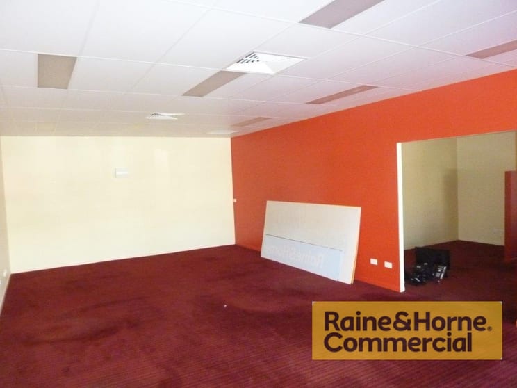 Click to view all images 6/124 Queen Street Cleveland QLD 4163 - Image 3