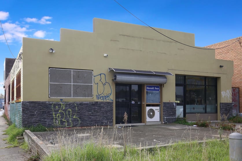 Click to view all images 160 Dougharty Road Heidelberg West VIC 3081 - Image 1