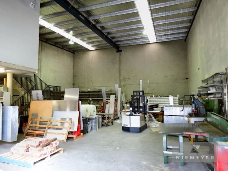 Click to view all images 45 Powers Road Seven Hills NSW 2147 - Image 3