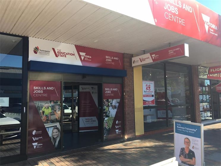 Click to view all images 129a Eighth Street Mildura VIC 3500 - Image 1