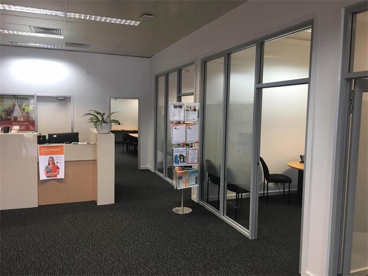 Click to view all images 129a Eighth Street Mildura VIC 3500 - Image 3